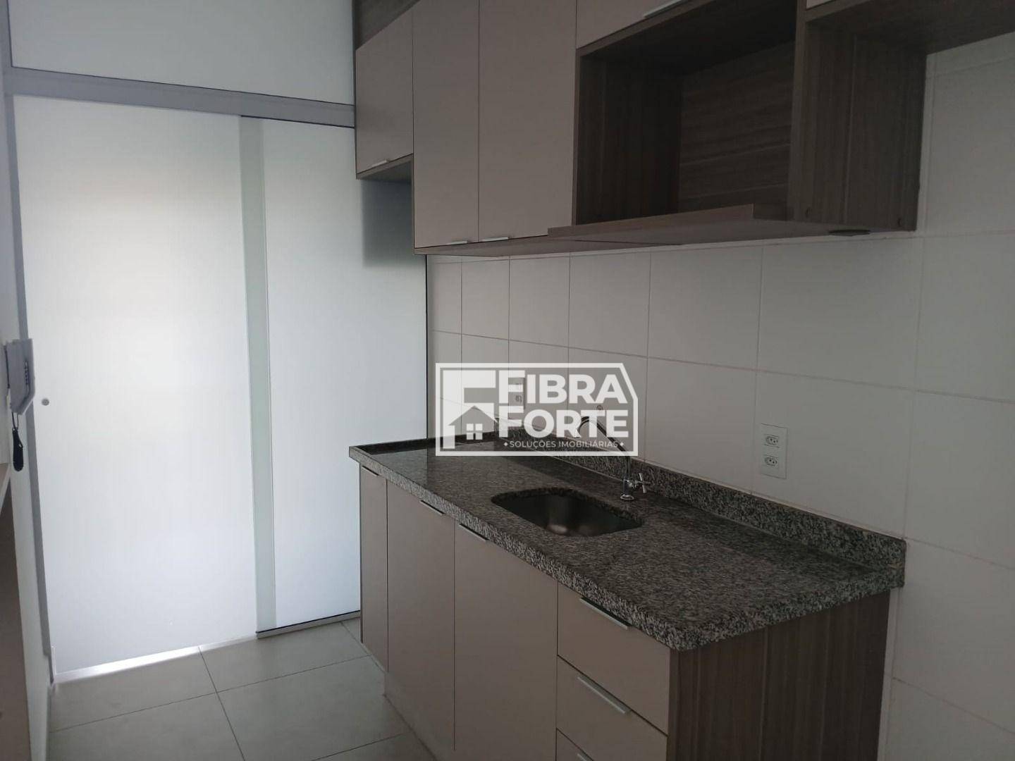 Apartamento para alugar com 2 quartos, 72m² - Foto 40