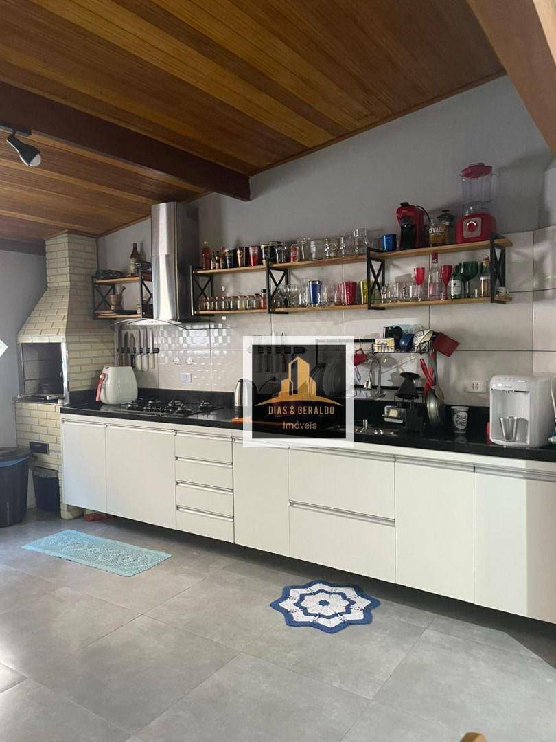 Sobrado à venda com 2 quartos, 90m² - Foto 7