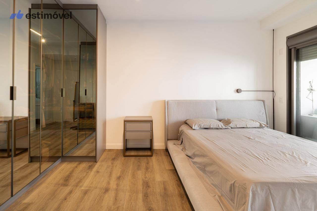 Apartamento à venda com 3 quartos, 158m² - Foto 18