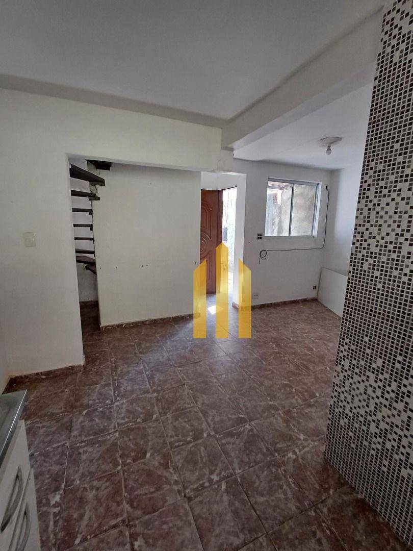 Casa à venda com 1 quarto, 55m² - Foto 12