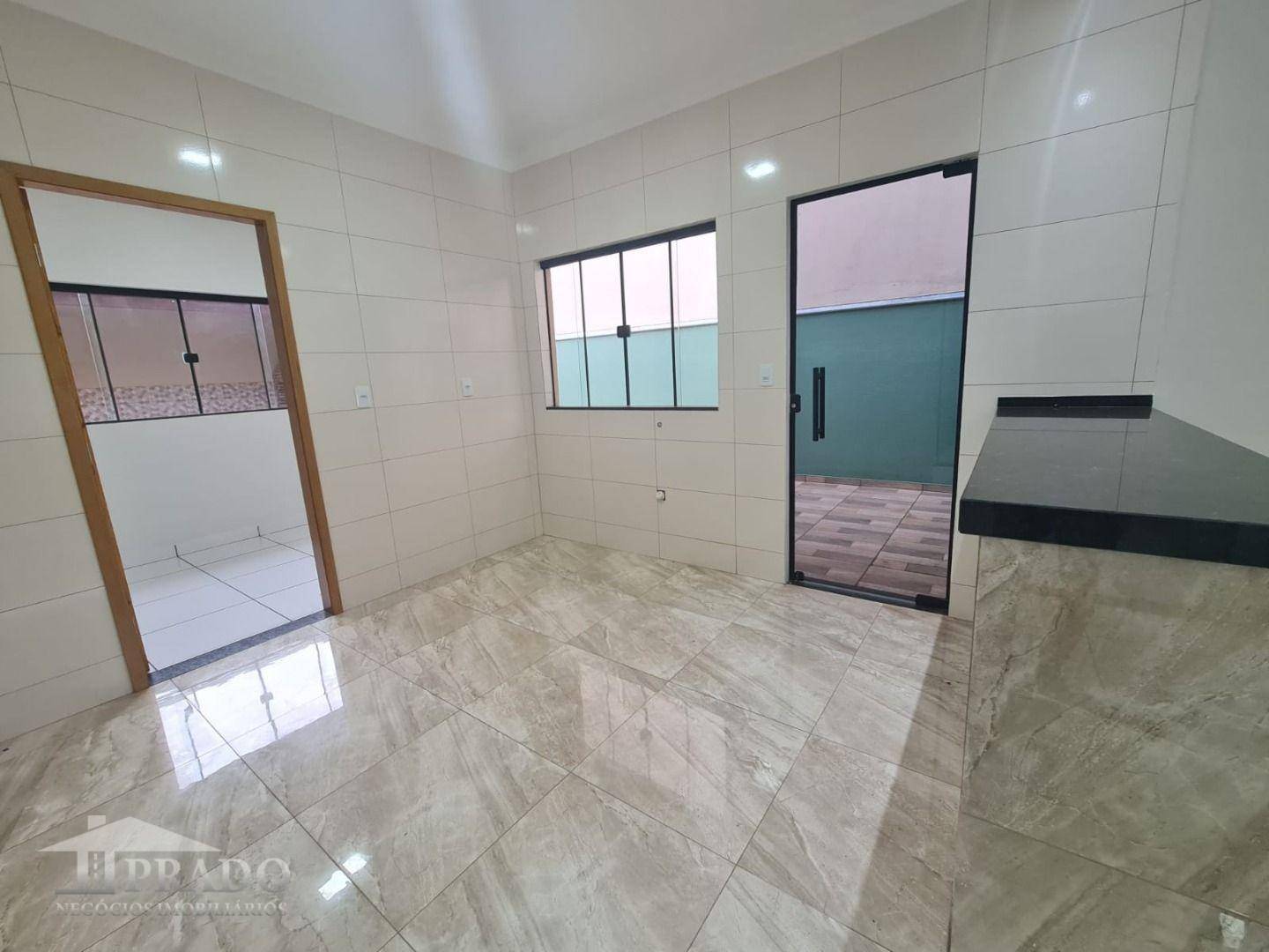 Casa à venda com 3 quartos, 180m² - Foto 6