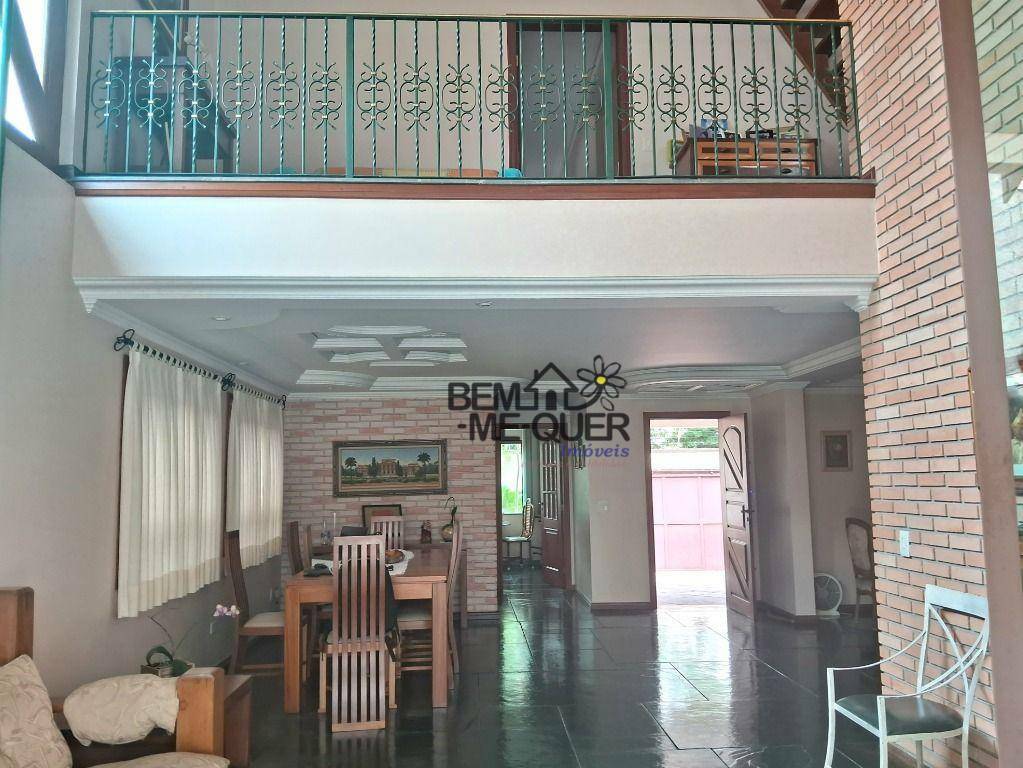 Sobrado à venda com 4 quartos, 337m² - Foto 29