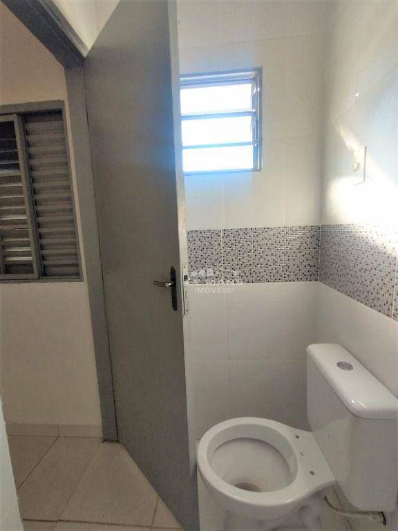 Casa à venda com 3 quartos, 101m² - Foto 26