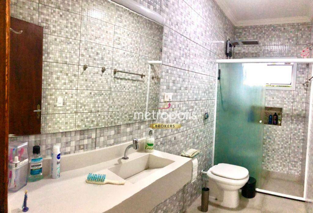 Sobrado à venda com 4 quartos, 200m² - Foto 16