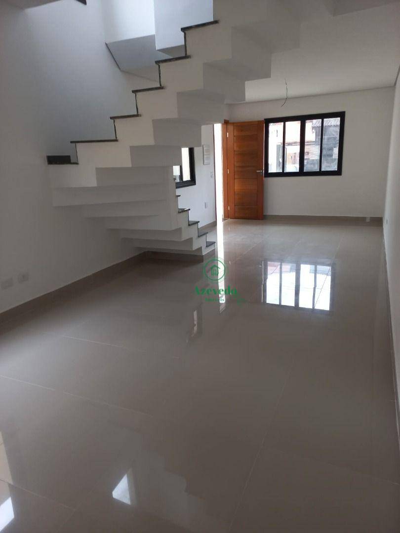 Sobrado à venda com 3 quartos, 120m² - Foto 2