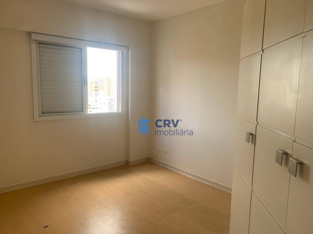 Apartamento para alugar com 3 quartos, 80m² - Foto 11