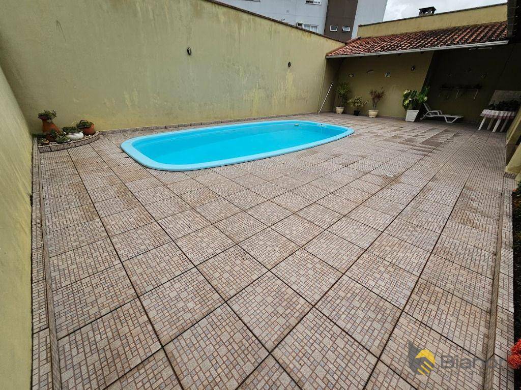 Casa à venda com 2 quartos, 251m² - Foto 28