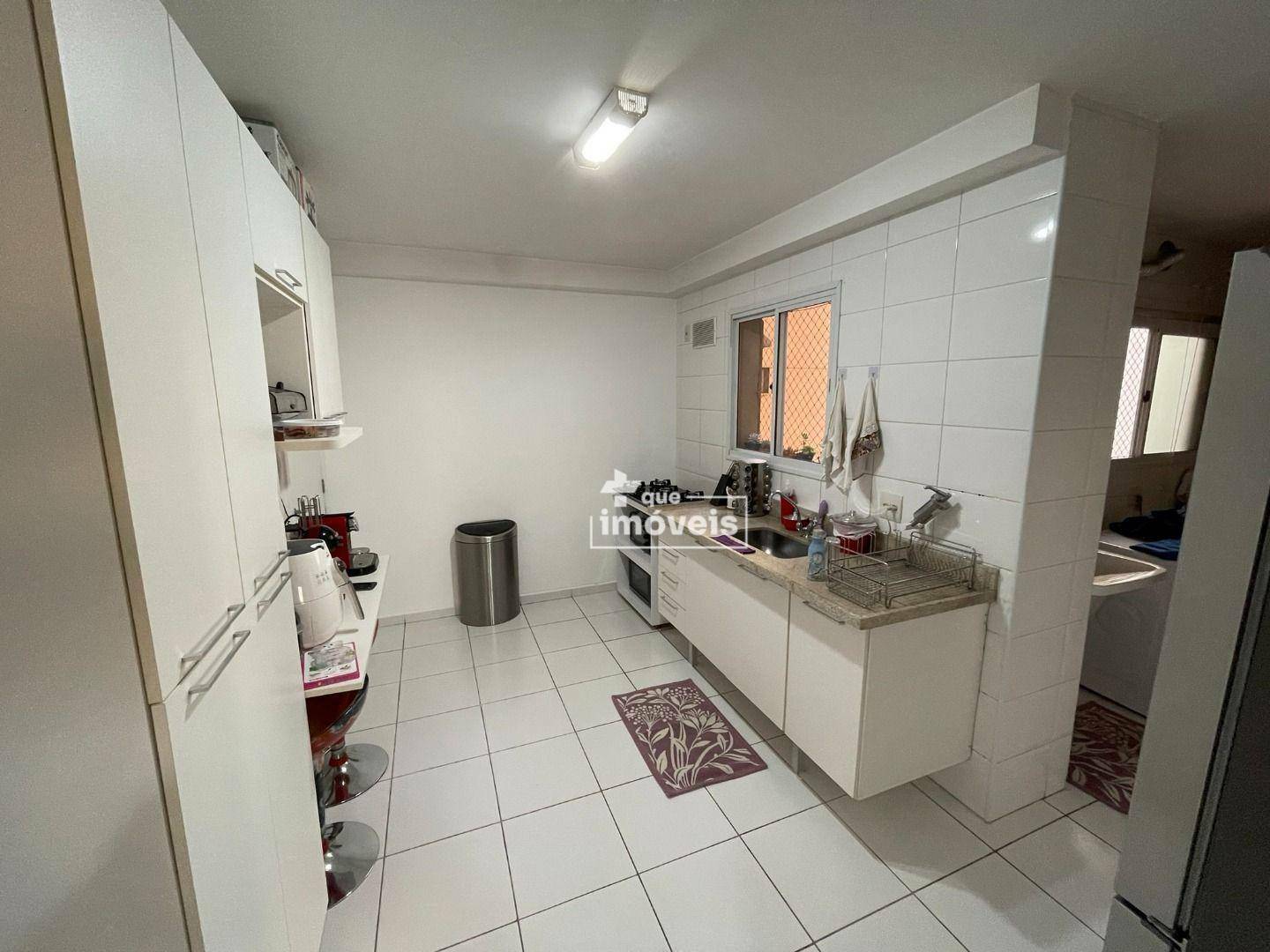 Apartamento à venda com 3 quartos, 122m² - Foto 19