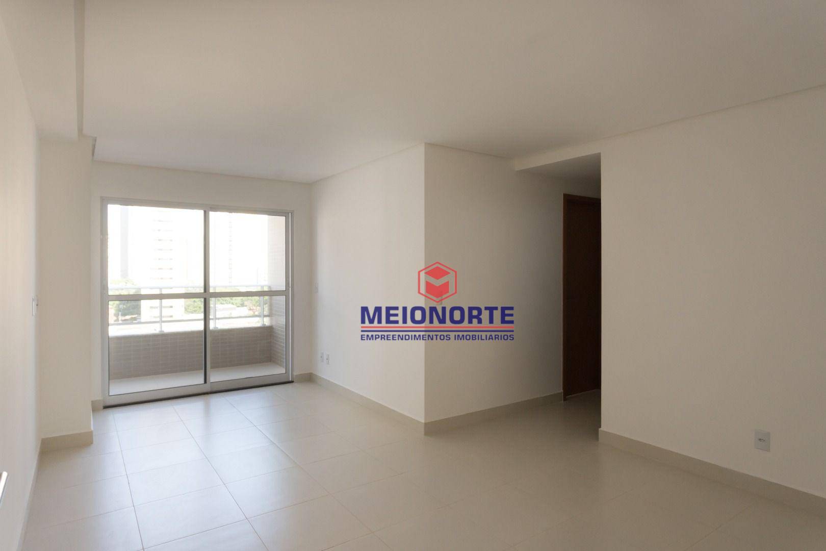 Apartamento à venda com 3 quartos, 71m² - Foto 1