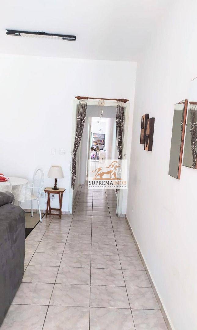 Casa à venda com 2 quartos, 92m² - Foto 12