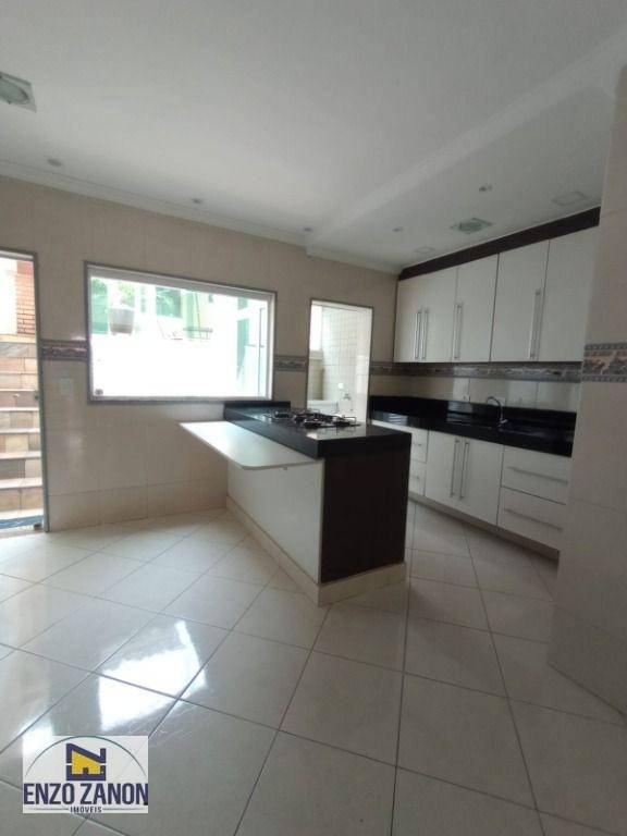 Sobrado à venda com 4 quartos, 340m² - Foto 5