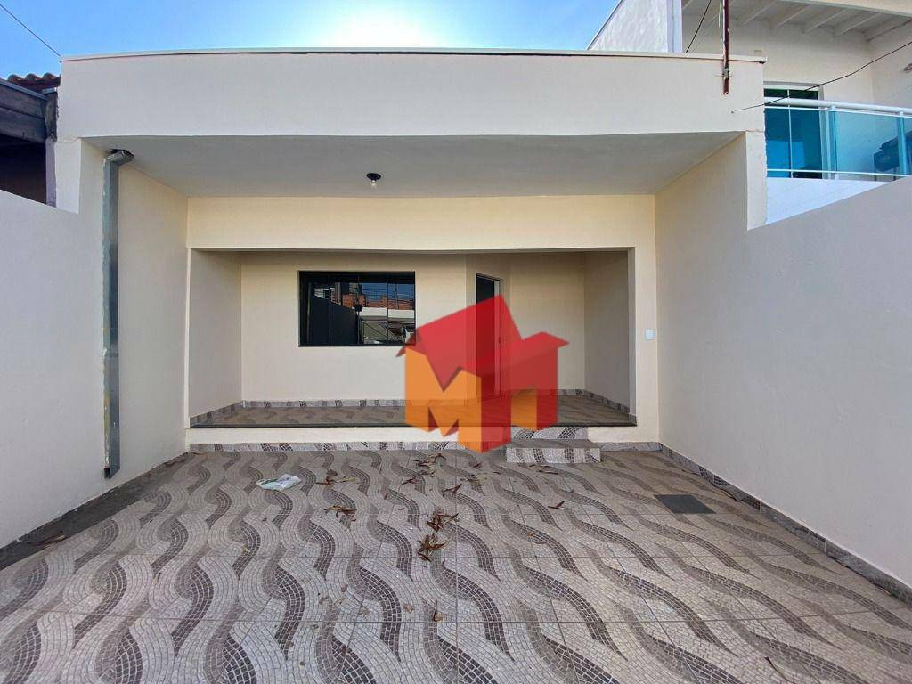 Casa à venda com 2 quartos, 100m² - Foto 1