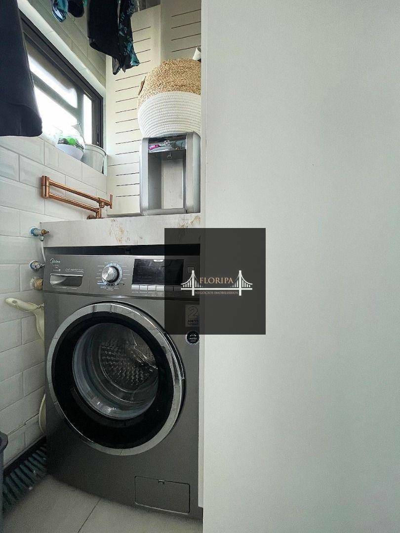 Apartamento à venda com 2 quartos, 64m² - Foto 12
