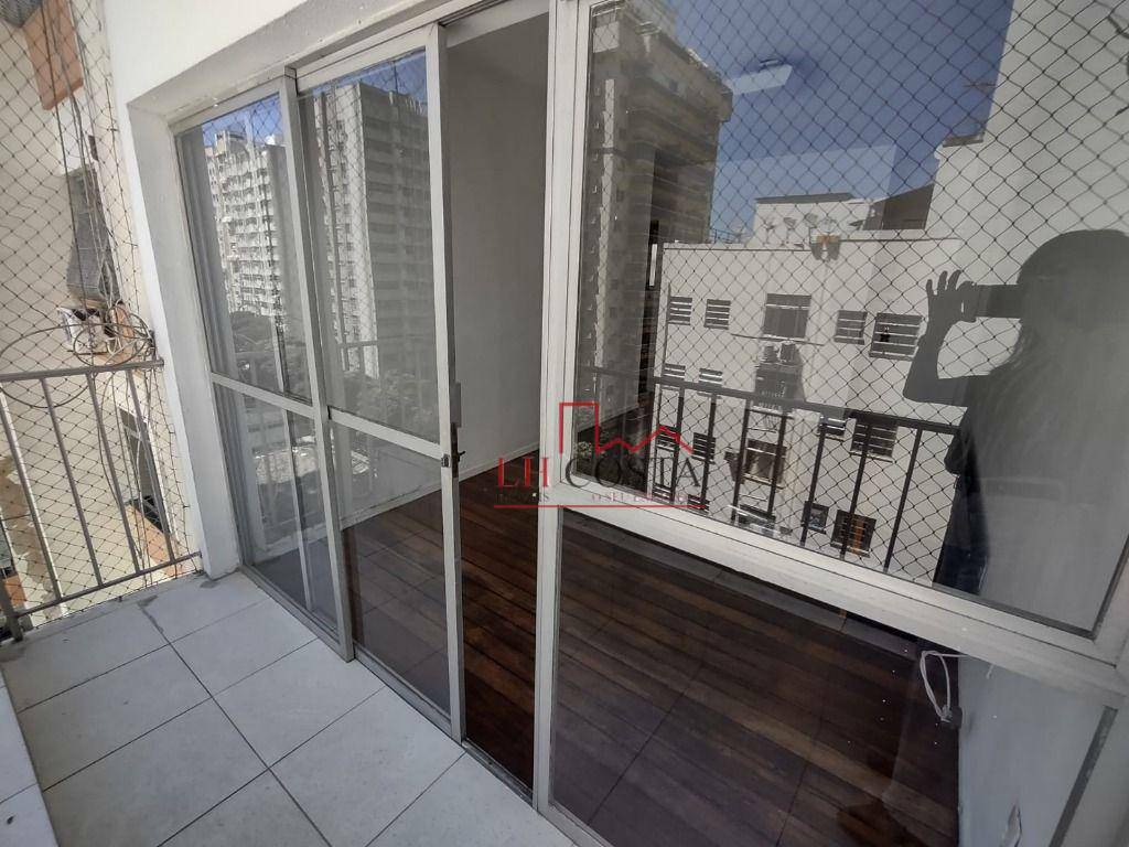 Apartamento à venda com 2 quartos, 75m² - Foto 3