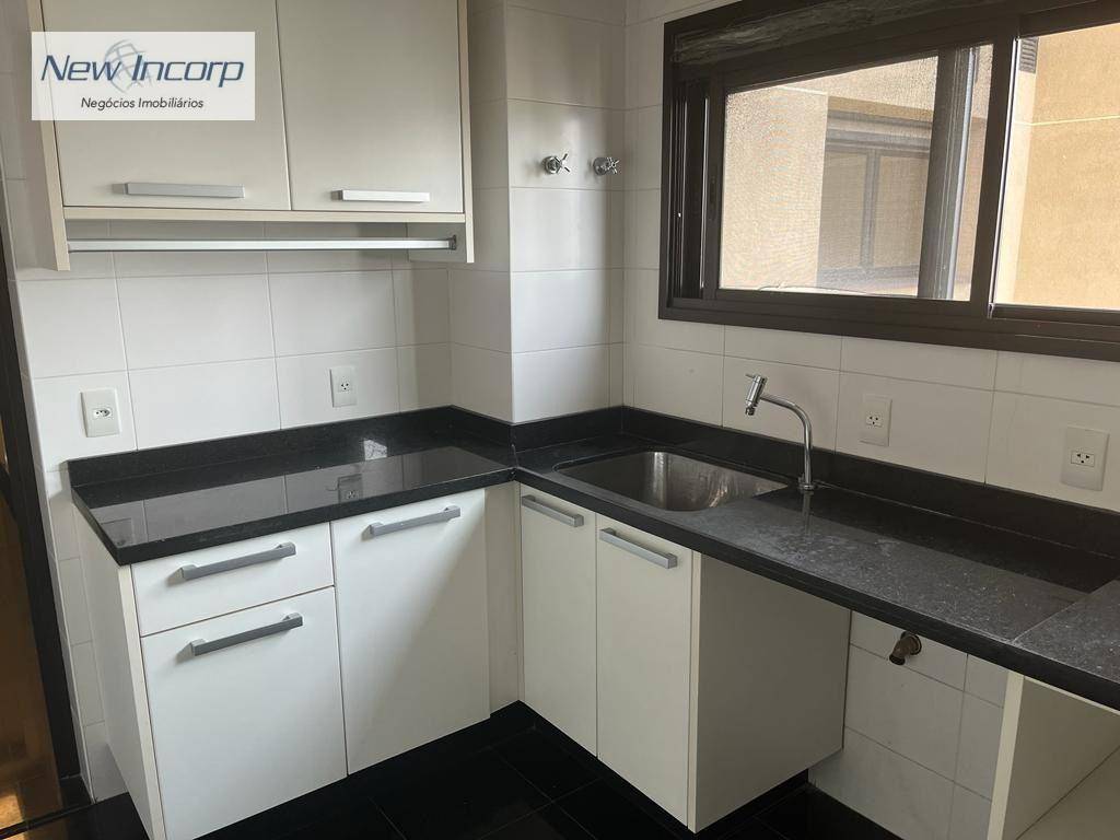 Apartamento à venda com 4 quartos, 192m² - Foto 5