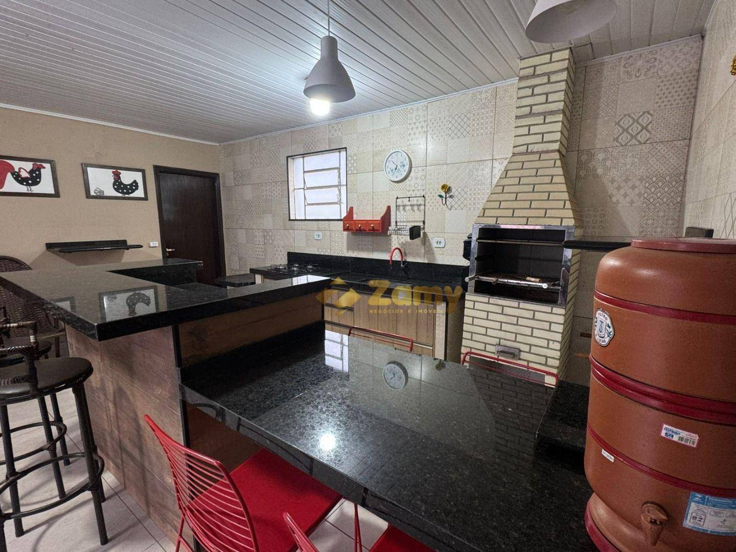 Casa, 3 quartos, 255 m² - Foto 2