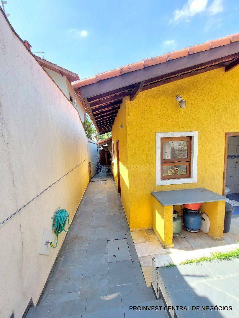 Casa de Condomínio à venda com 3 quartos, 361m² - Foto 32