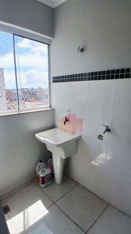 Apartamento à venda com 2 quartos, 58m² - Foto 13