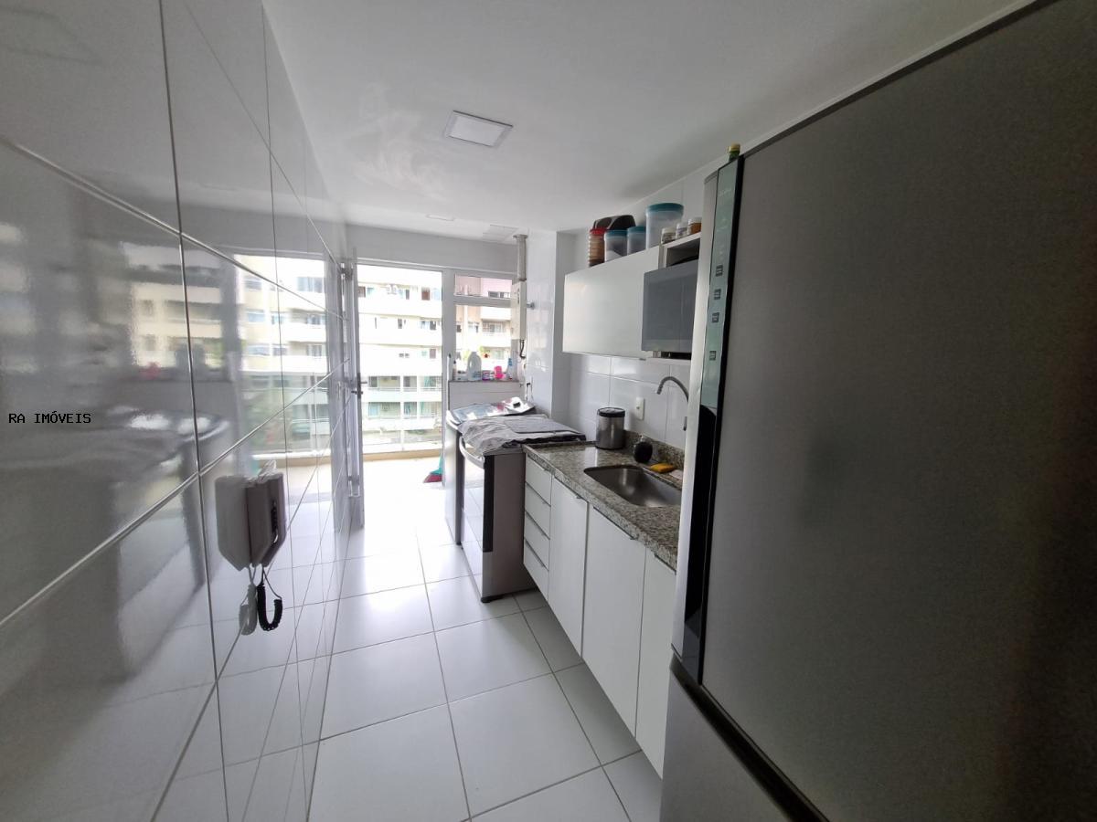 Apartamento à venda com 2 quartos, 78m² - Foto 11