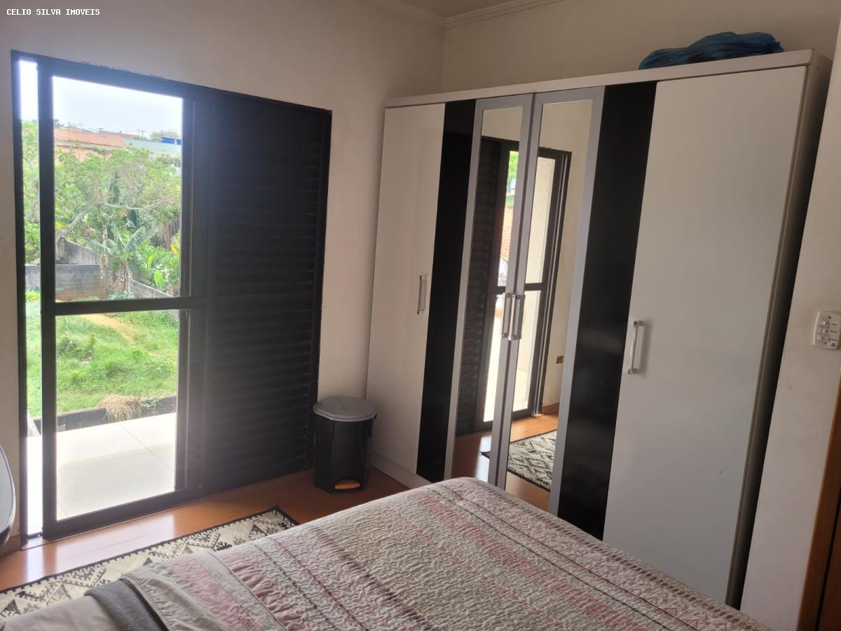 Casa à venda com 3 quartos, 500m² - Foto 16