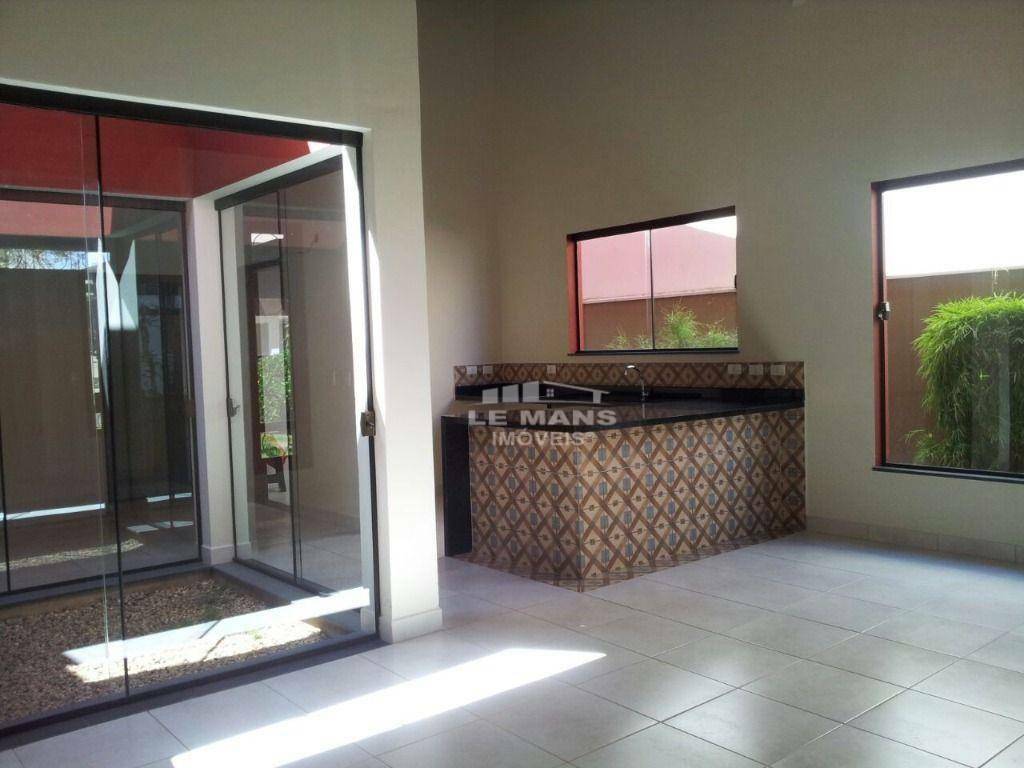 Casa de Condomínio à venda com 2 quartos, 104m² - Foto 1