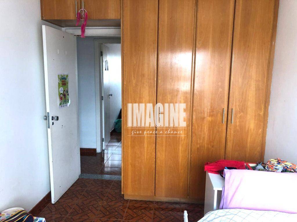 Apartamento à venda com 4 quartos, 160m² - Foto 16