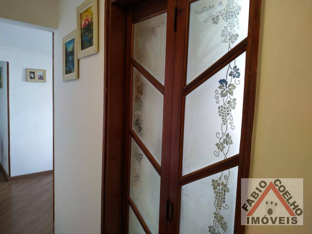 Apartamento à venda com 3 quartos, 68m² - Foto 9