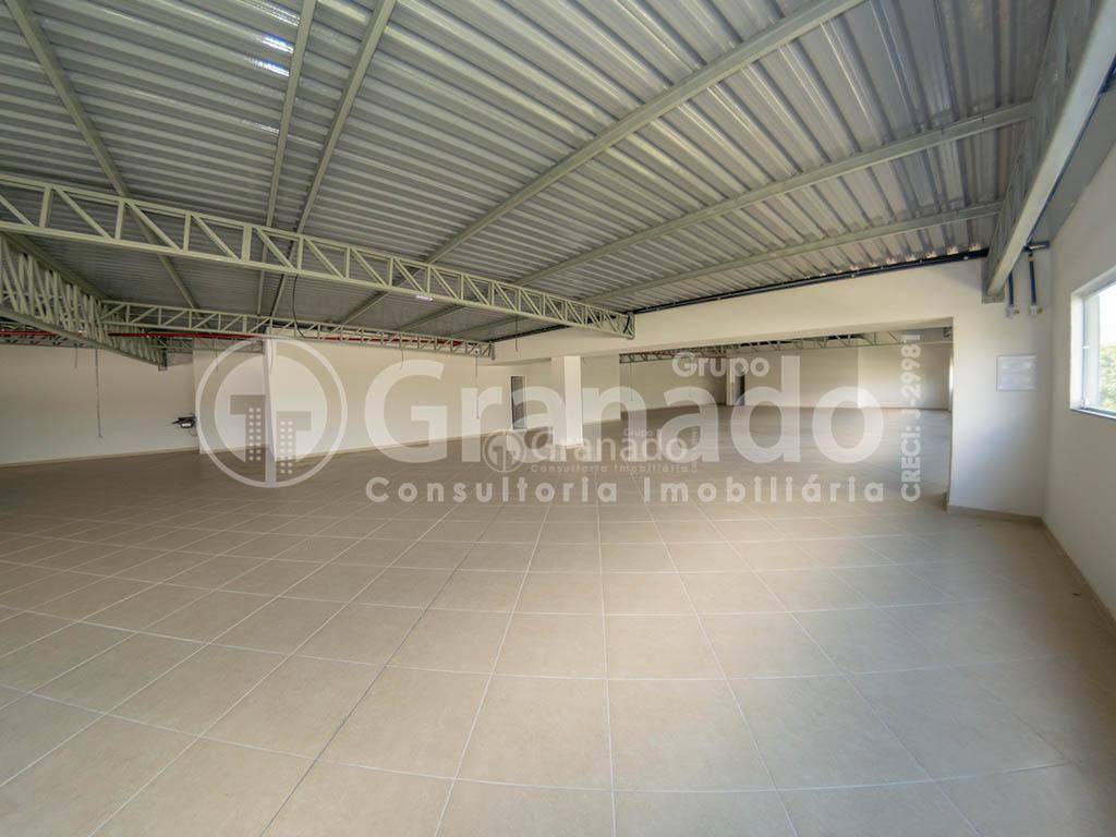 Prédio Inteiro para alugar, 1800m² - Foto 15