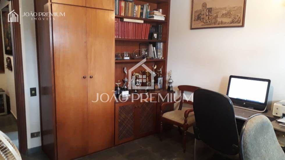 Casa à venda com 4 quartos, 302m² - Foto 13