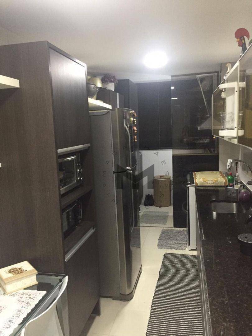 Apartamento à venda com 3 quartos, 98m² - Foto 16