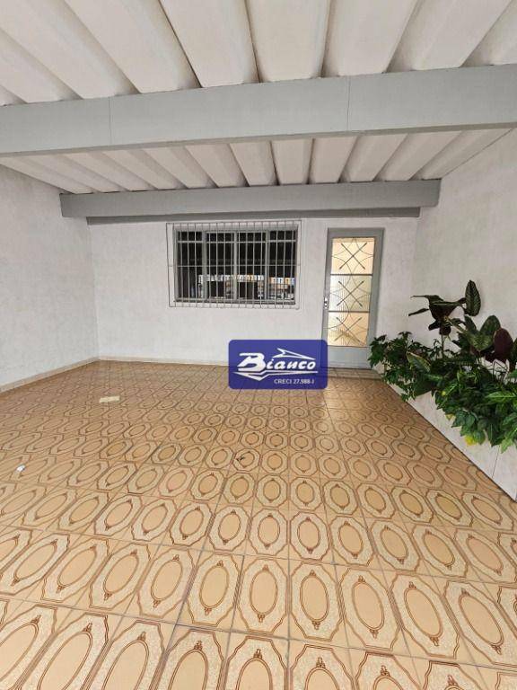 Sobrado à venda com 3 quartos, 134m² - Foto 1