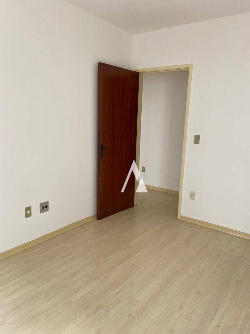 Apartamento à venda com 3 quartos, 90m² - Foto 32