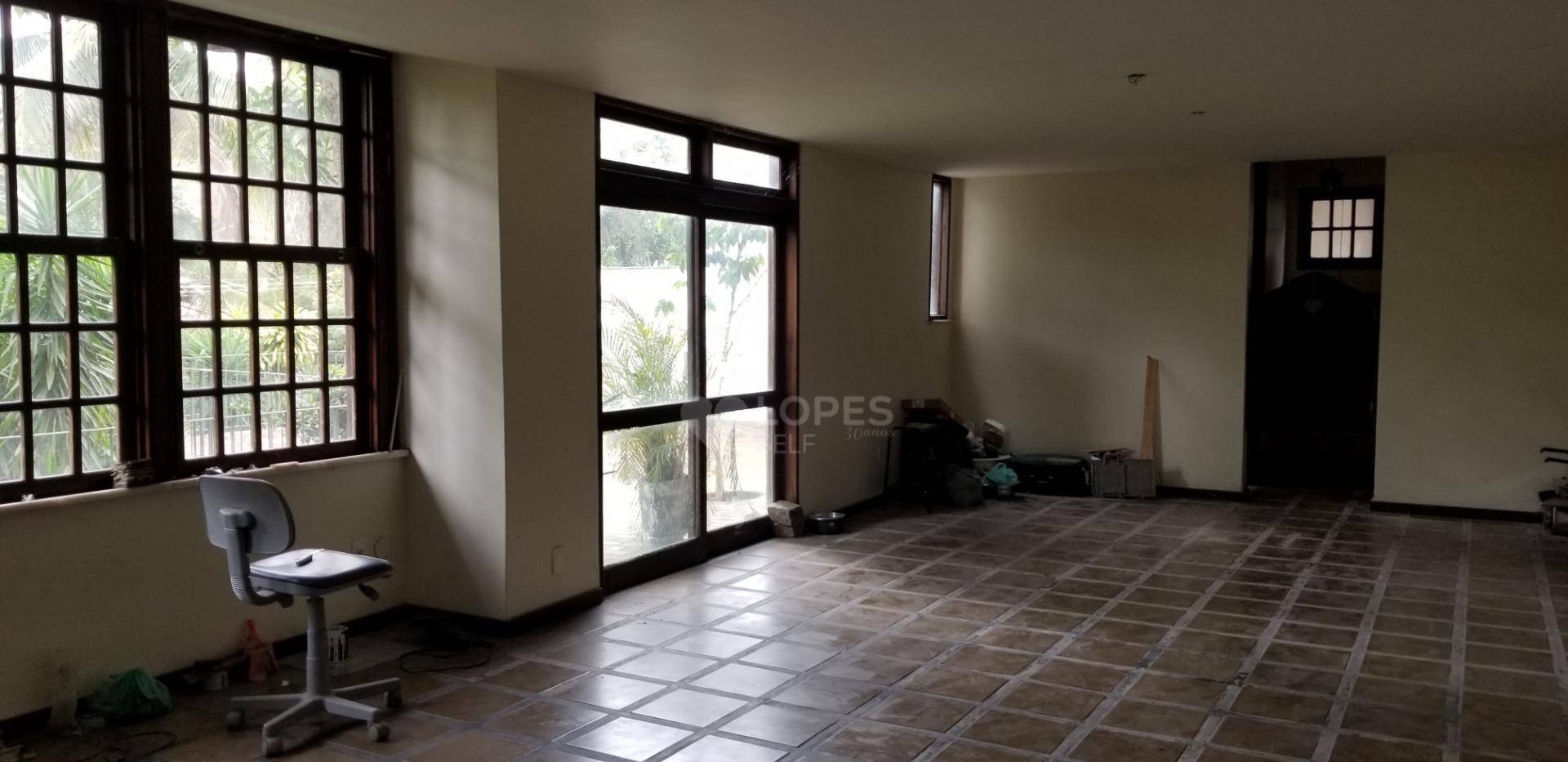 Casa à venda com 5 quartos, 410m² - Foto 9