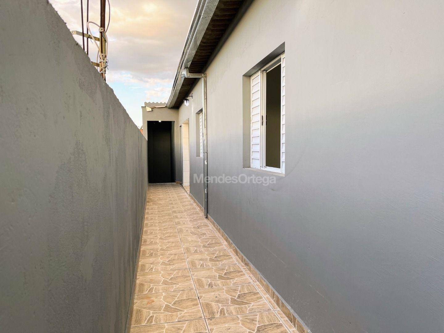 Casa para alugar com 2 quartos, 121m² - Foto 11