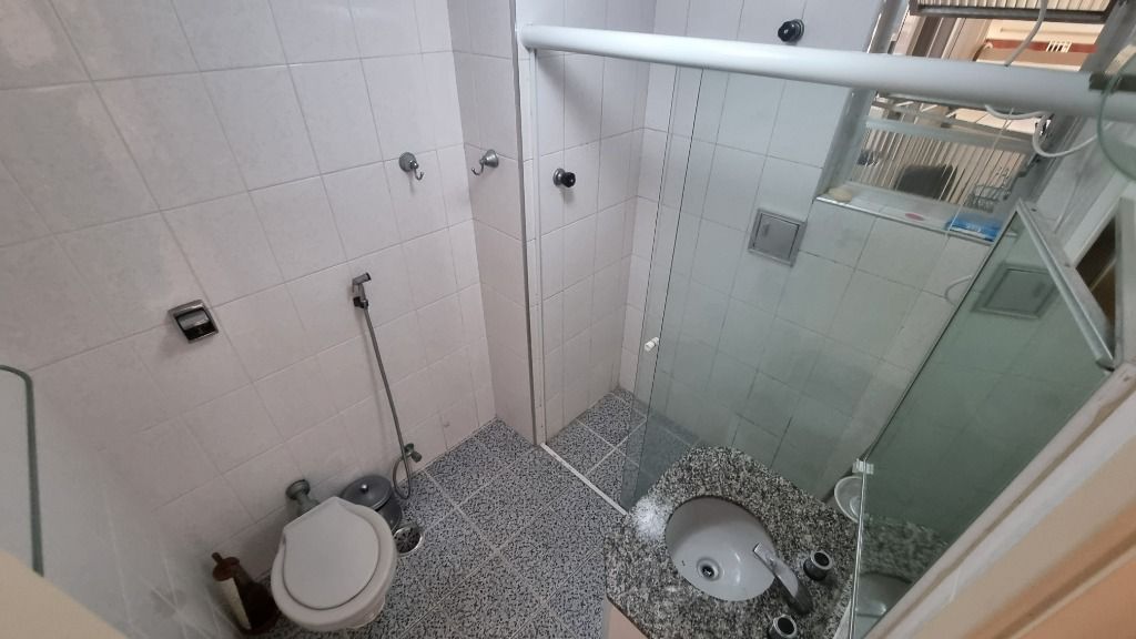 Apartamento à venda com 3 quartos, 75m² - Foto 12