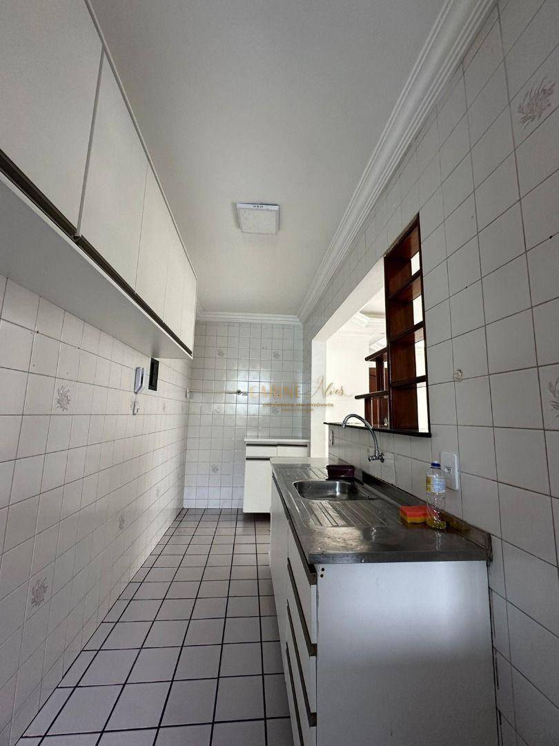 Apartamento para alugar com 3 quartos, 66m² - Foto 9