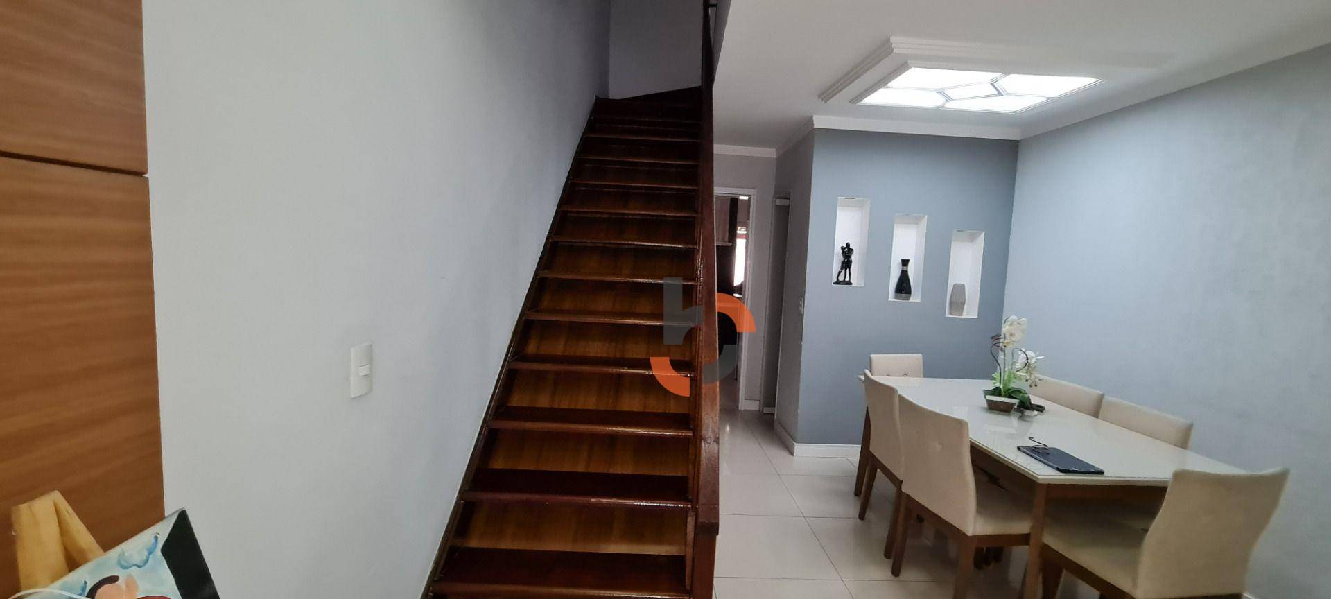 Casa à venda com 2 quartos, 70m² - Foto 20