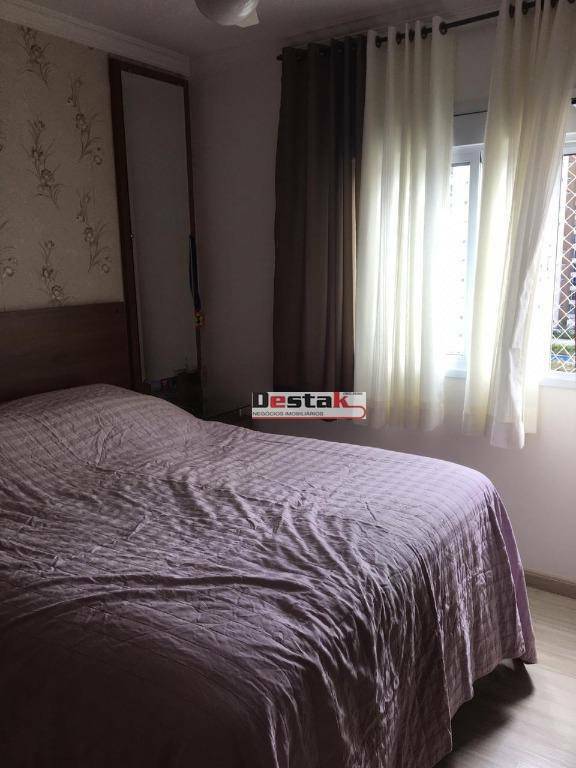 Apartamento à venda com 3 quartos, 130m² - Foto 11