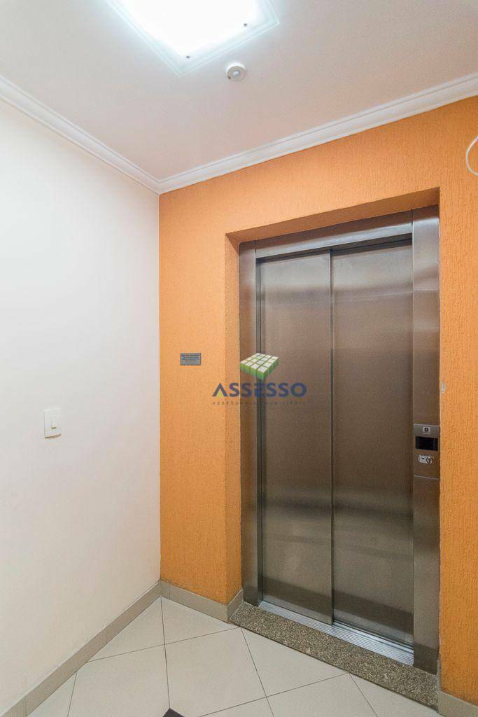 Apartamento à venda com 3 quartos, 97m² - Foto 31