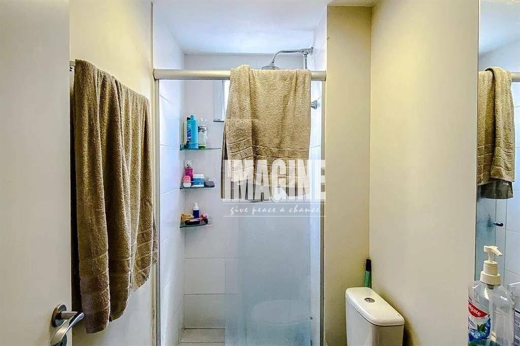 Apartamento à venda com 2 quartos, 69m² - Foto 7