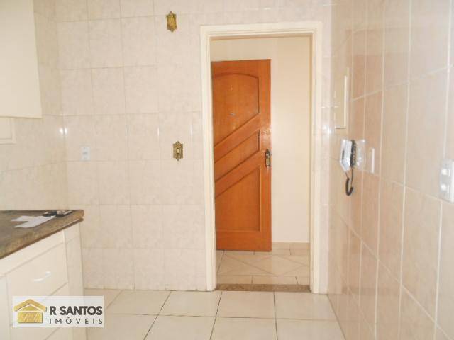 Apartamento à venda e aluguel com 2 quartos, 60m² - Foto 3