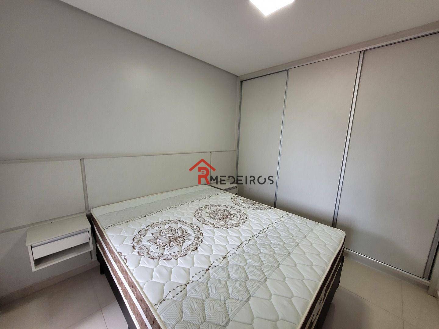 Apartamento à venda com 2 quartos, 78m² - Foto 15