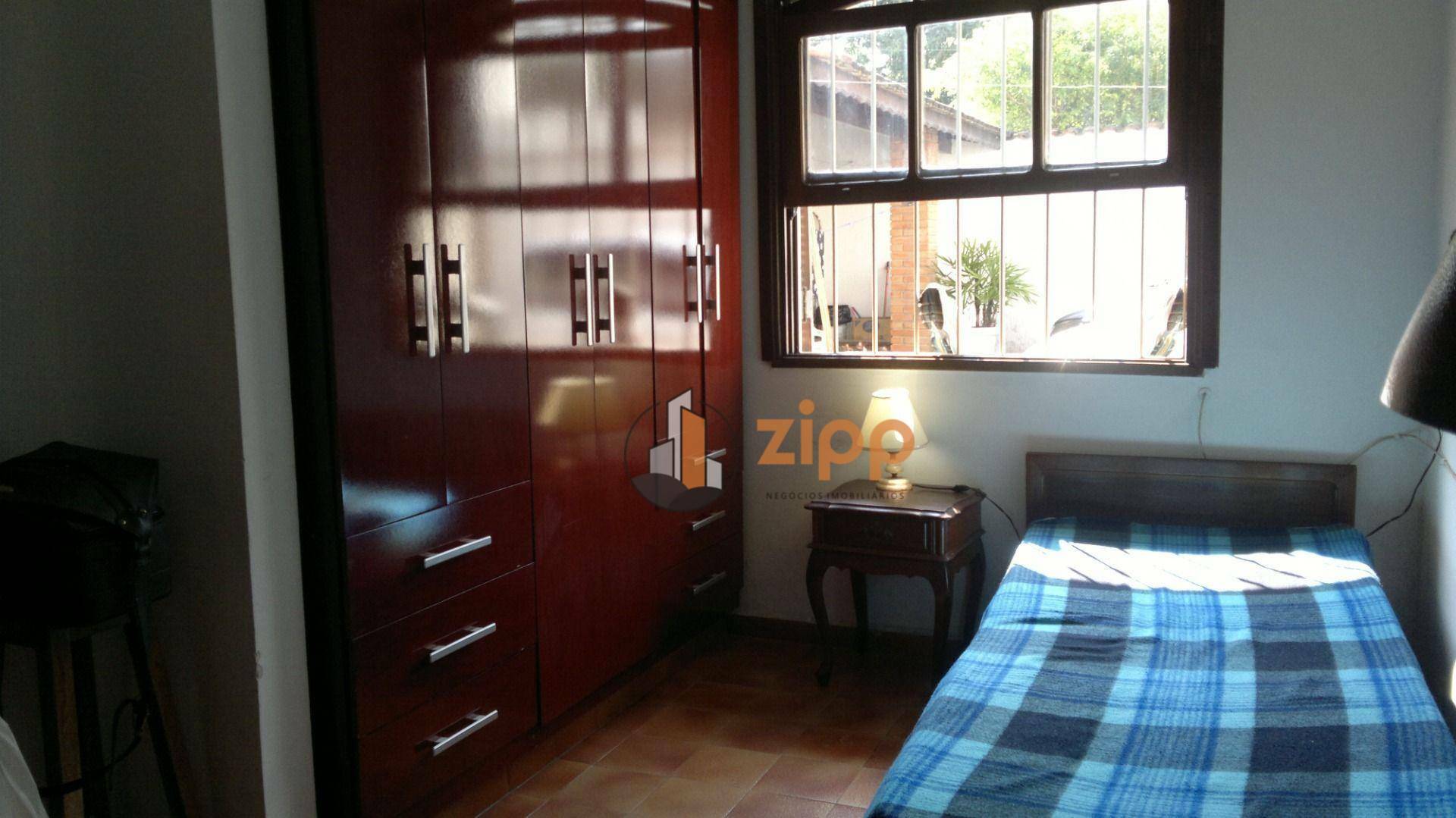 Sobrado à venda com 6 quartos, 250m² - Foto 15