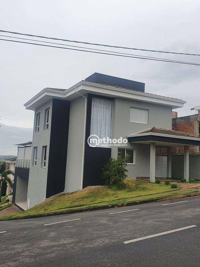 Casa de Condomínio à venda com 4 quartos, 307m² - Foto 1