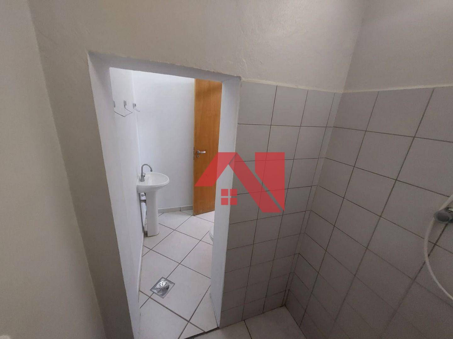 Casa para alugar com 1 quarto, 90m² - Foto 16