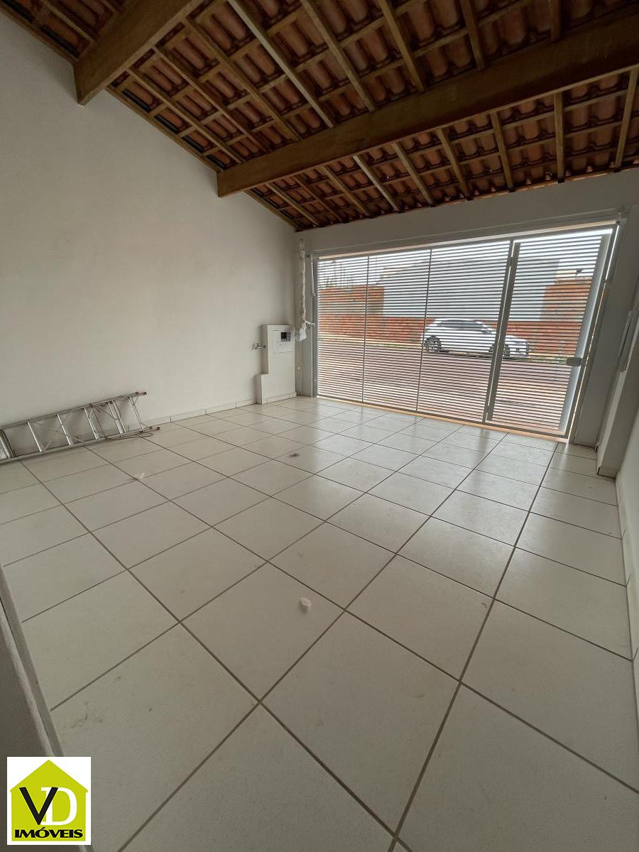 Casa à venda com 2 quartos, 56m² - Foto 2