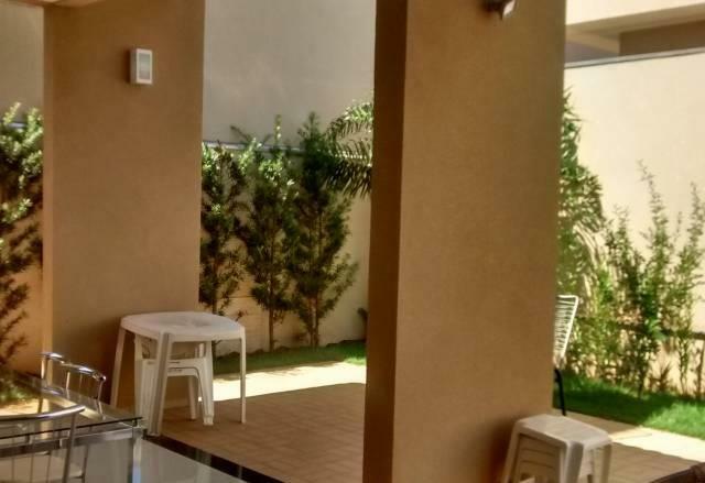 Casa de Condomínio à venda com 3 quartos, 300m² - Foto 2