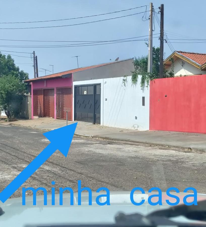 Casa à venda com 2 quartos, 64m² - Foto 2