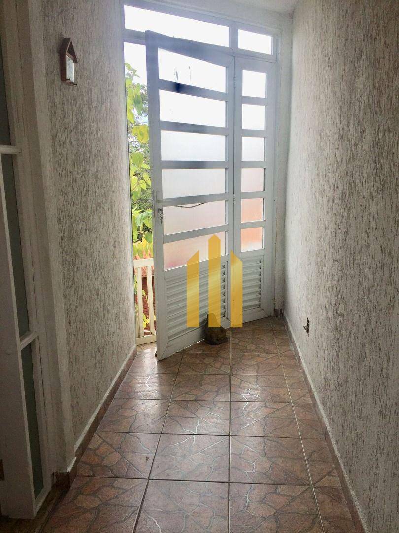 Sobrado à venda com 3 quartos, 157m² - Foto 11