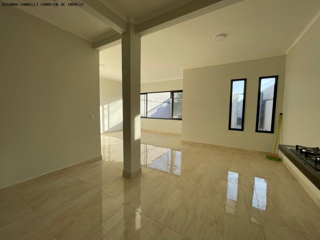 Casa à venda com 3 quartos, 140m² - Foto 7